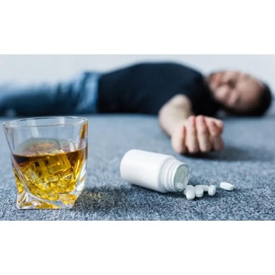 双效片会伤身体吗？把常见反应、禁忌与长期风险分开看